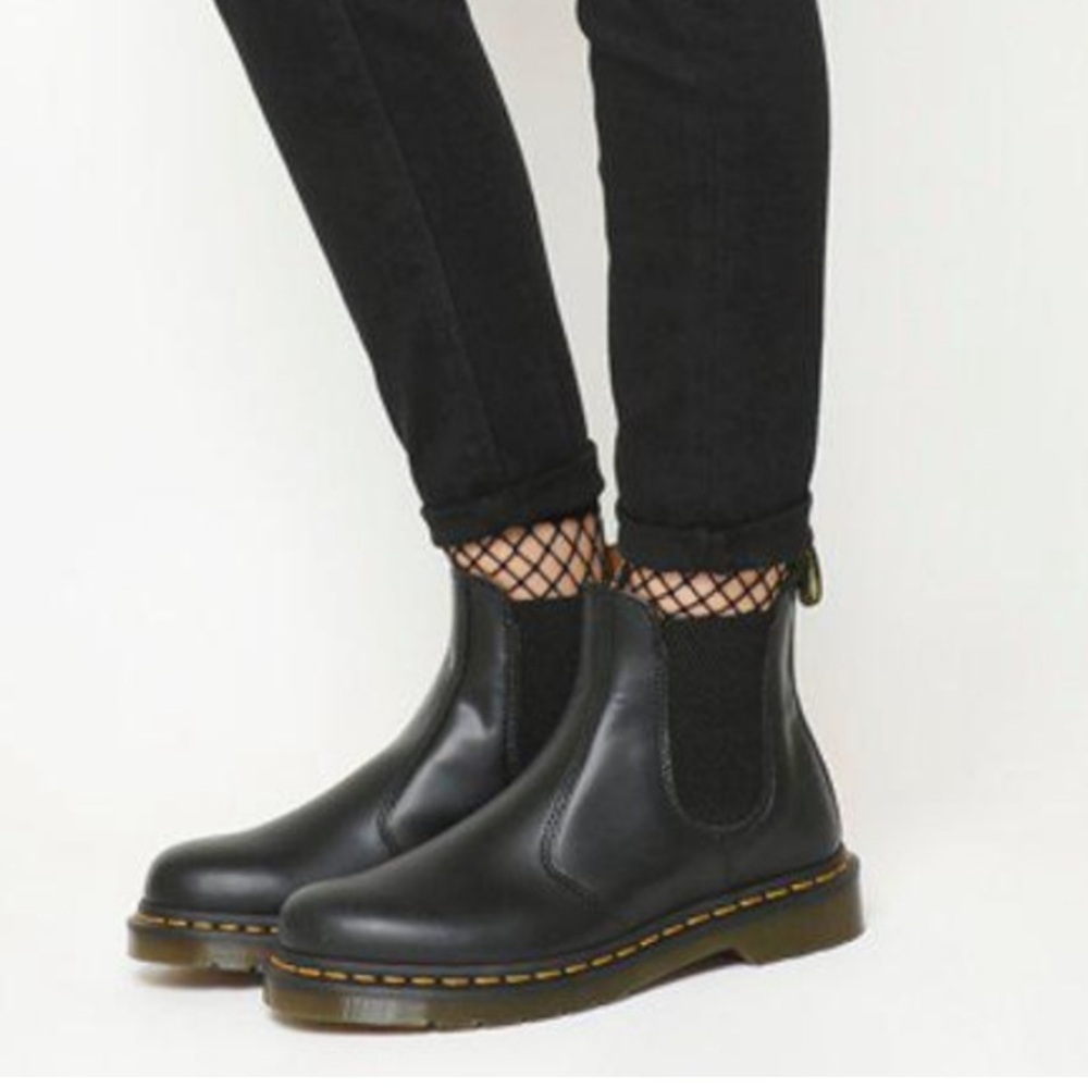 Dr. Martins 2976 Smooth Nappa Leather Chelsea Boots Women's‎ 5